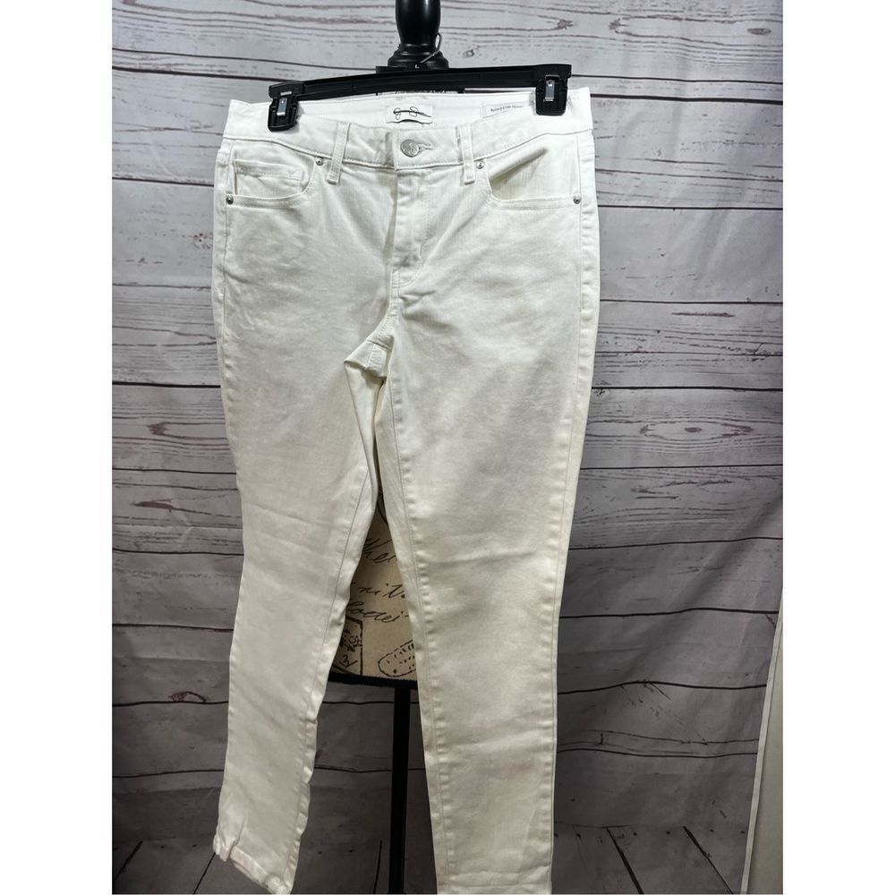 Jessica‎ Simpson White Denim Jeans Comfort Stretch Casual Classic Style